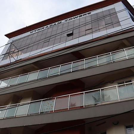 Uthradam Towers Thiruvananthapuram Exterior foto